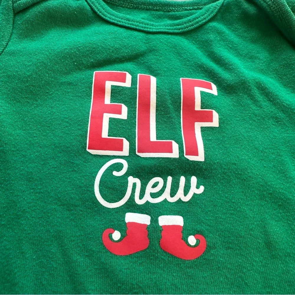 4/20$ Carter's Baby Green “Elf Crew” One Piece Romper size 9 months - Picture 2 of 4